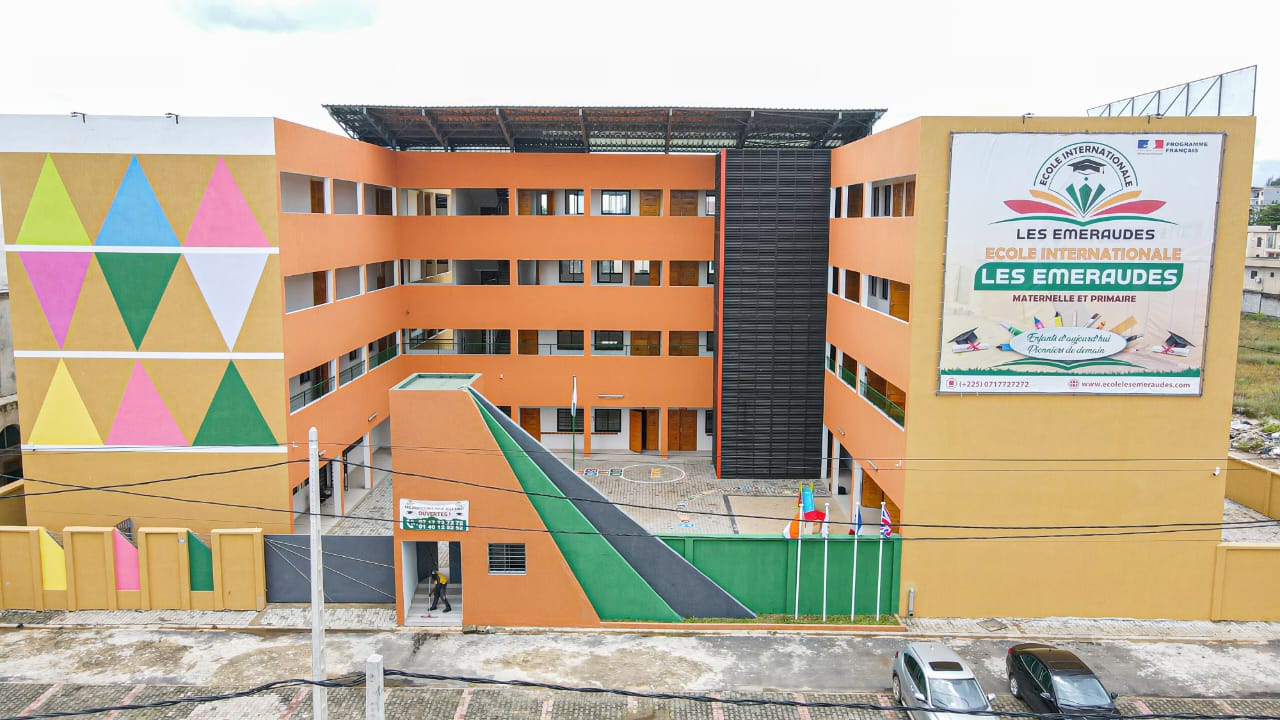 Bâtiment de l’École du Savoir Les Émeraudes
